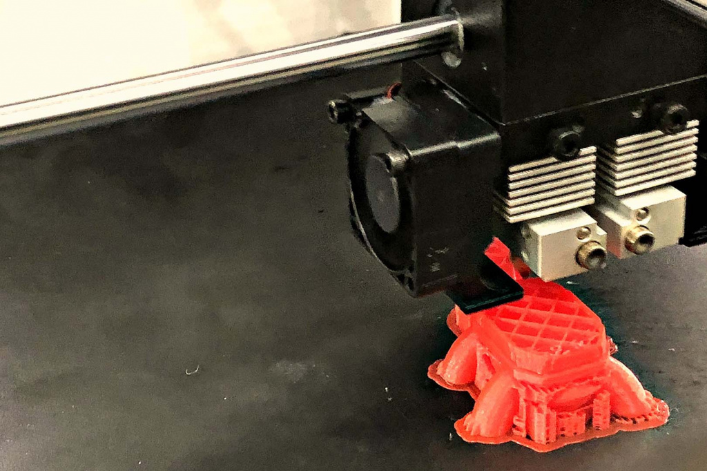 Печать черепашки на 3D принтере.jpg Печать черепашки на 3D принтере.jpg