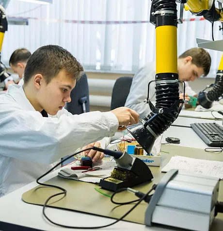 Технопарк «Кванториум» открыли в школе № 455 Санкт-Петербурга