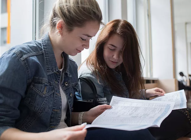 Продать автомобиль и поступить в вуз: как расширяется функционал «Госключа»