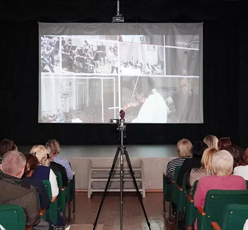 Виртуальный концертный зал открыли в селе Ильинском Свердловской области