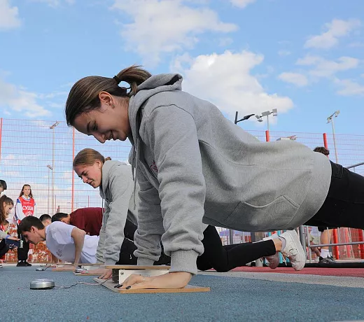 &laquo;Спорт&nbsp;&mdash; норма жизни&raquo;: как&nbsp;россиянам прививают любовь к&nbsp;спорту